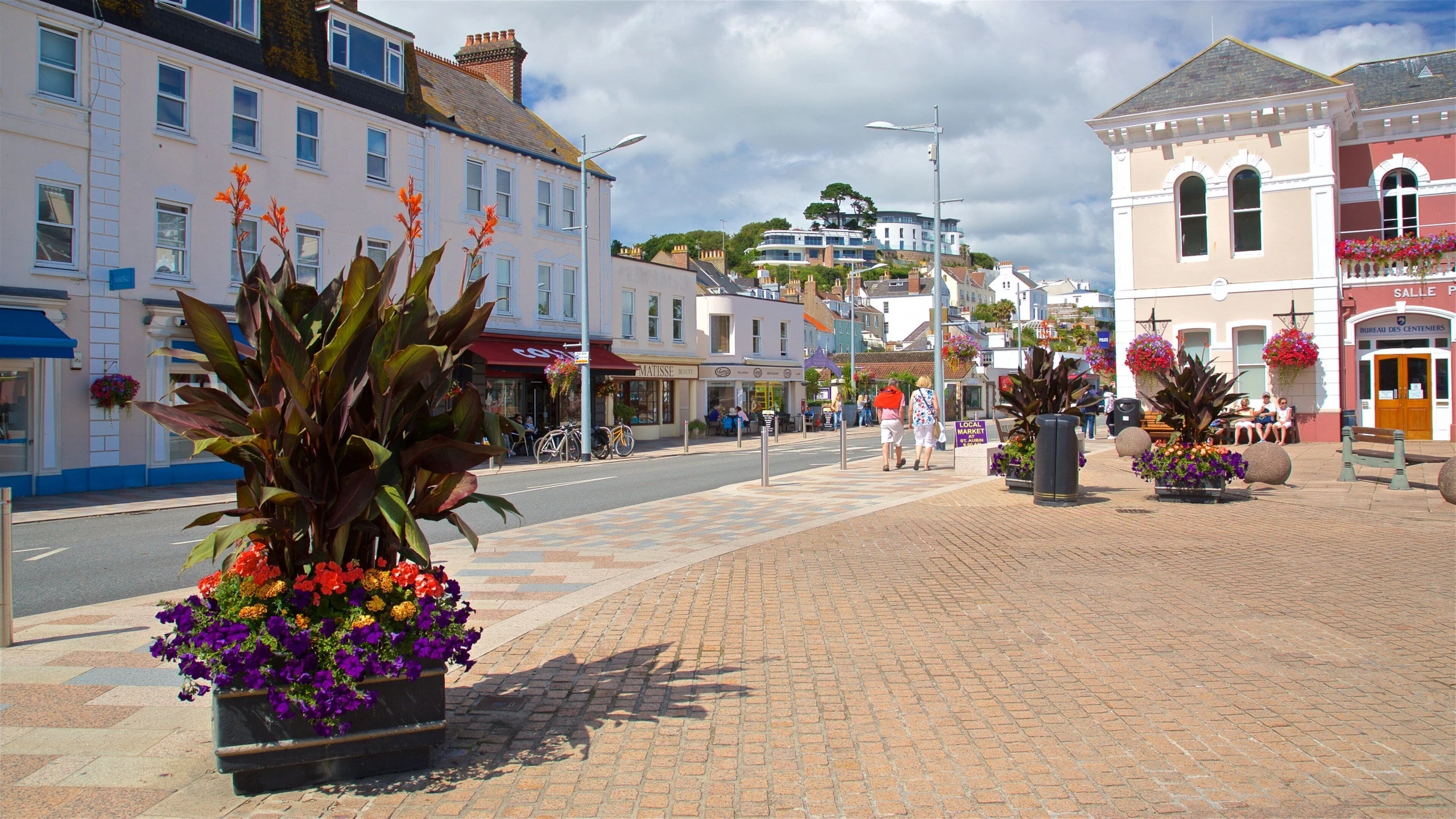 St Aubin Shopping